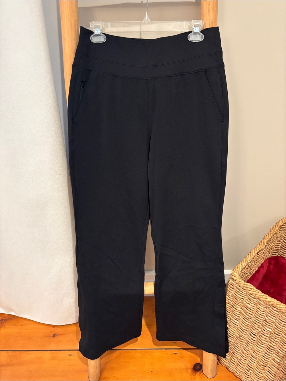 Athleta Venice Flare Leg pants
